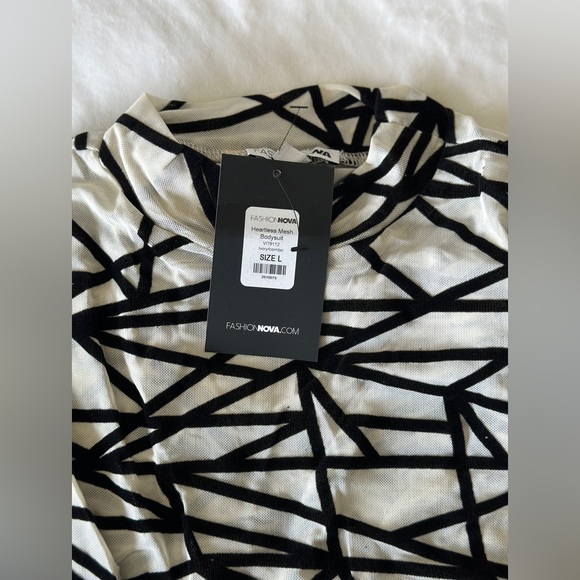 Body suit. Mesh body suit - Picture 10 of 11